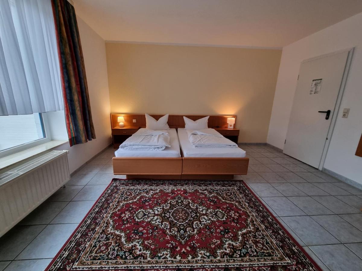 Erbenholz Hotel Laatzen Dış mekan fotoğraf