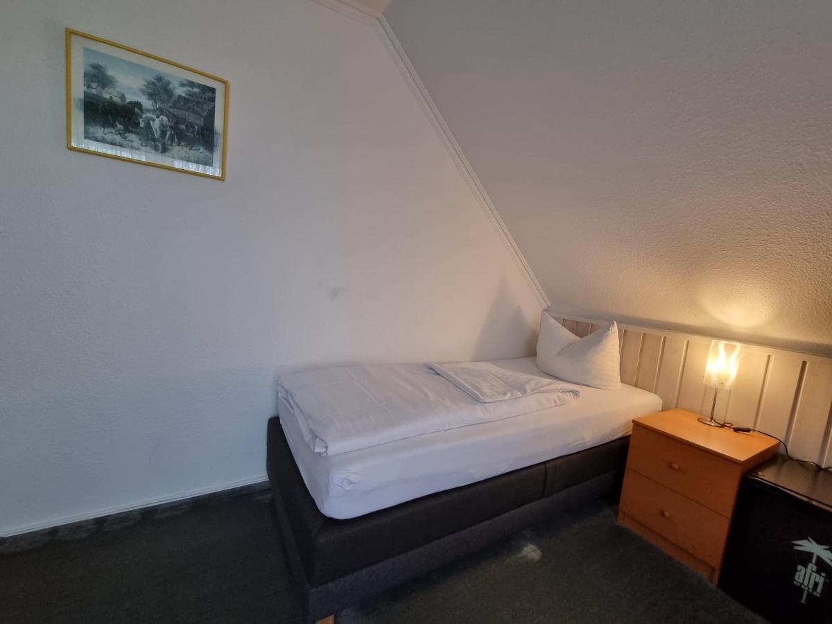 Erbenholz Hotel Laatzen Dış mekan fotoğraf